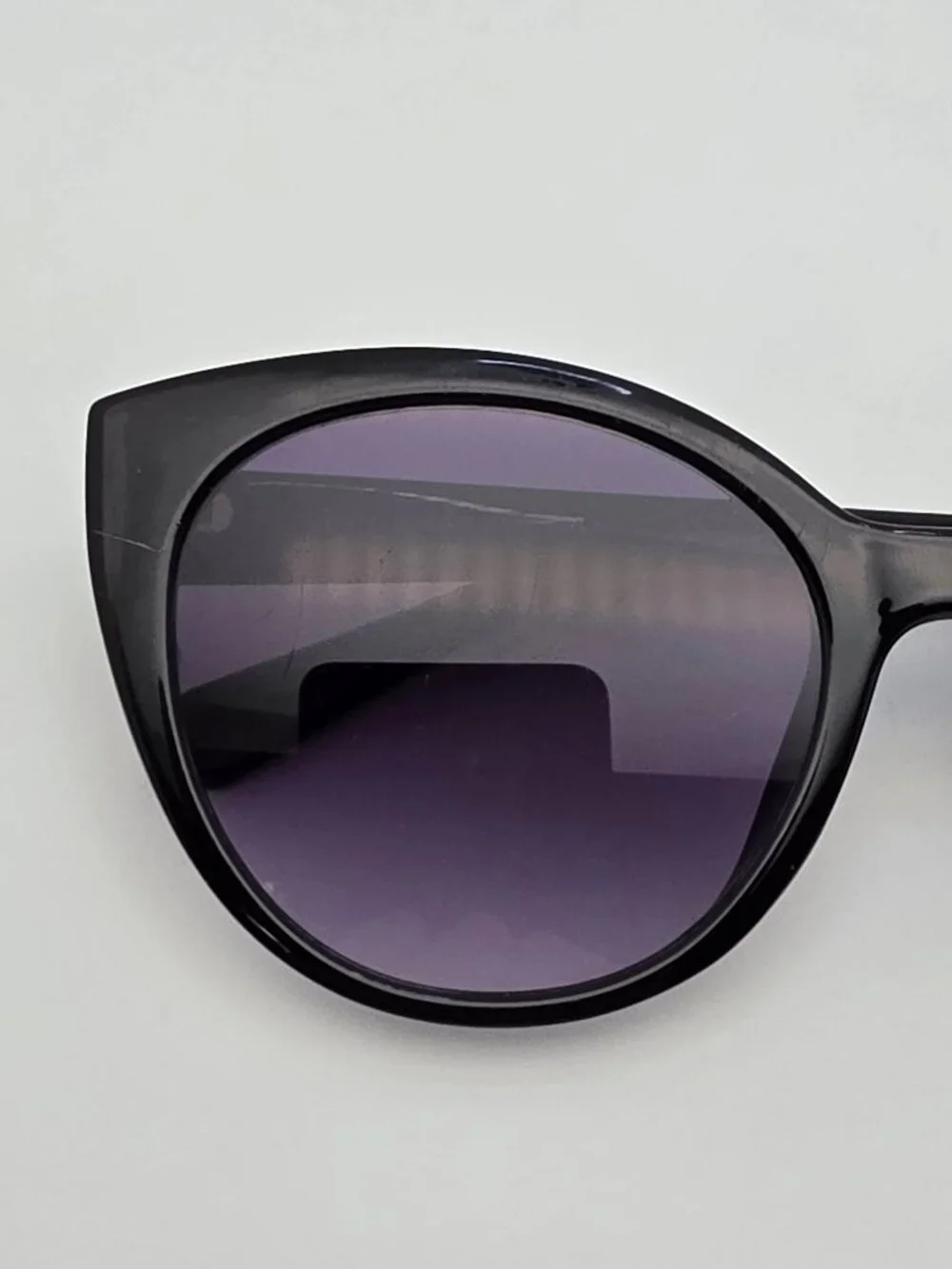 Kate Spade Samantha Black Frame Grey Gradient Lens Cat Eye Sunglasses 54-20-140
